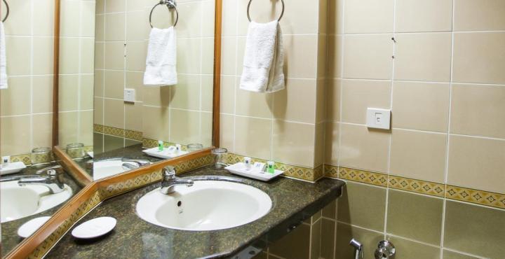 Comfort Inn President Near Ahmedabad Junction Station Екстериор снимка