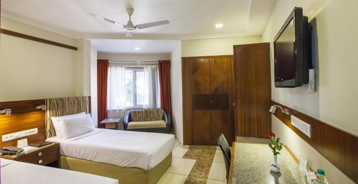 Comfort Inn President Near Ahmedabad Junction Station Екстериор снимка