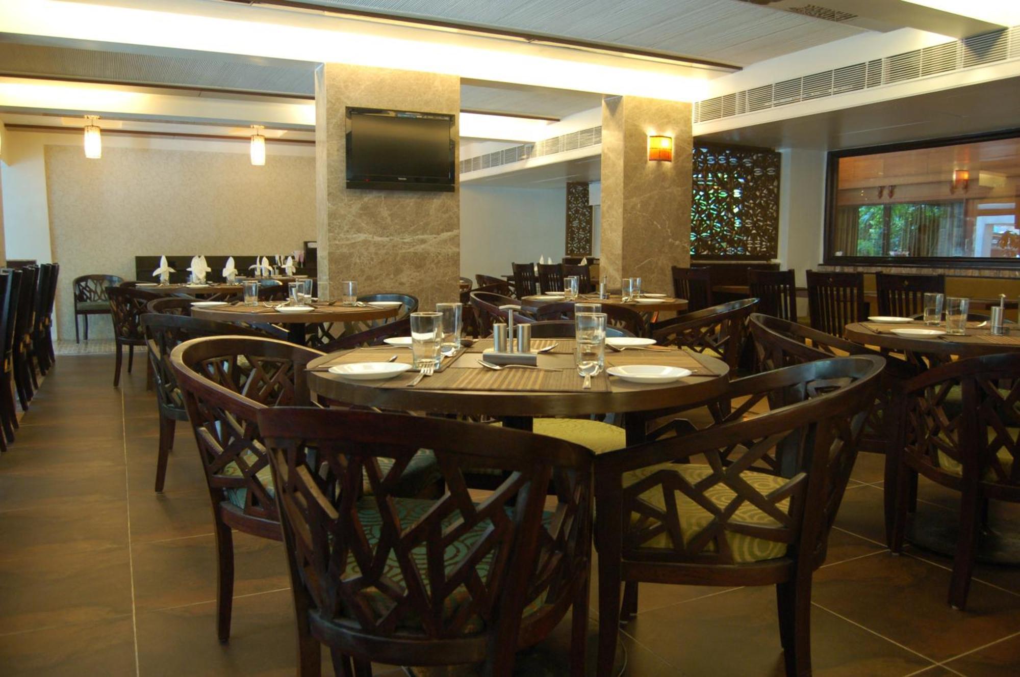 Comfort Inn President Near Ahmedabad Junction Station Екстериор снимка