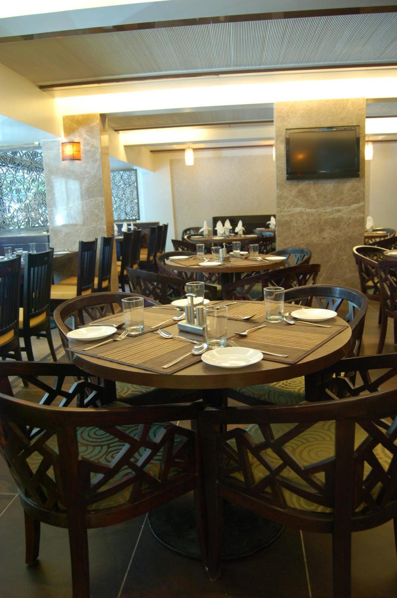 Comfort Inn President Near Ahmedabad Junction Station Екстериор снимка