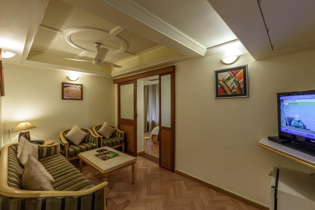 Comfort Inn President Near Ahmedabad Junction Station Екстериор снимка