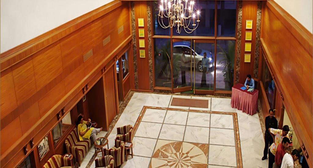 Comfort Inn President Near Ahmedabad Junction Station Екстериор снимка